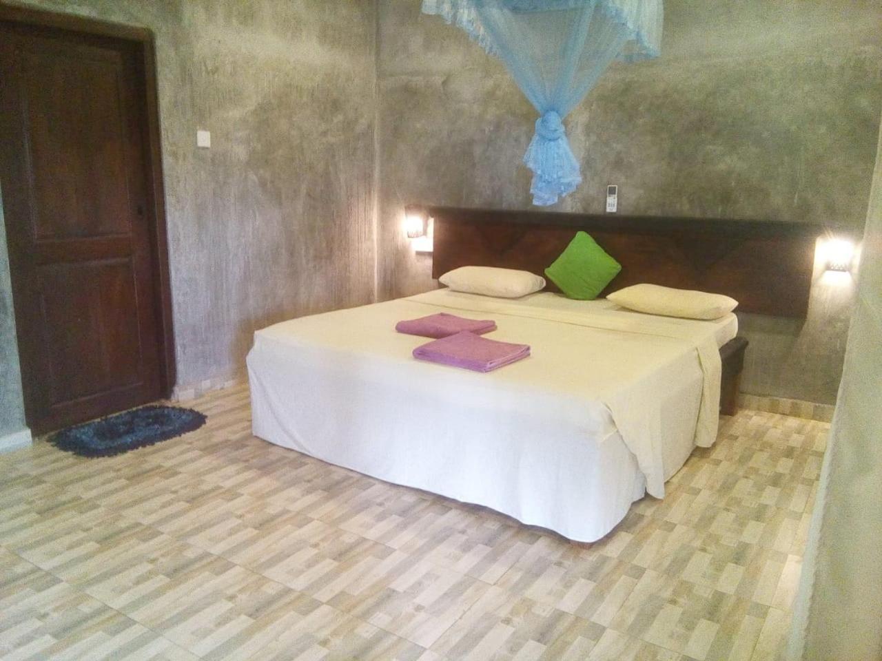 Isiwara Paura Bugged Apartment Sigiriya Exterior foto