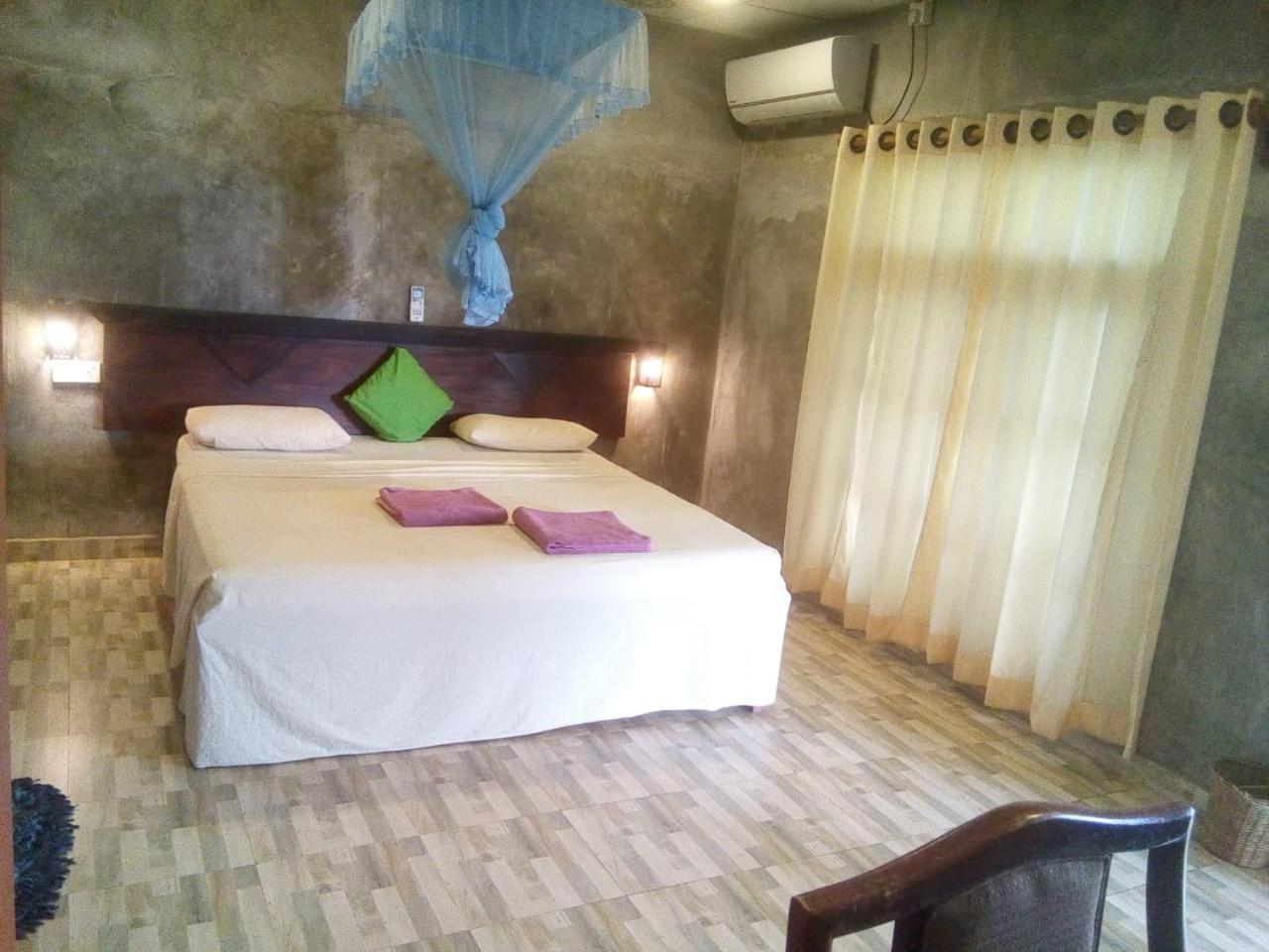 Isiwara Paura Bugged Apartment Sigiriya Exterior foto